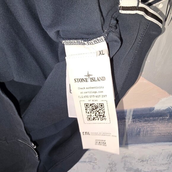 Stone Island NavyPolo Shirt Patch Program size XL Slim Fit Pre Owned - Picture 3 of 3